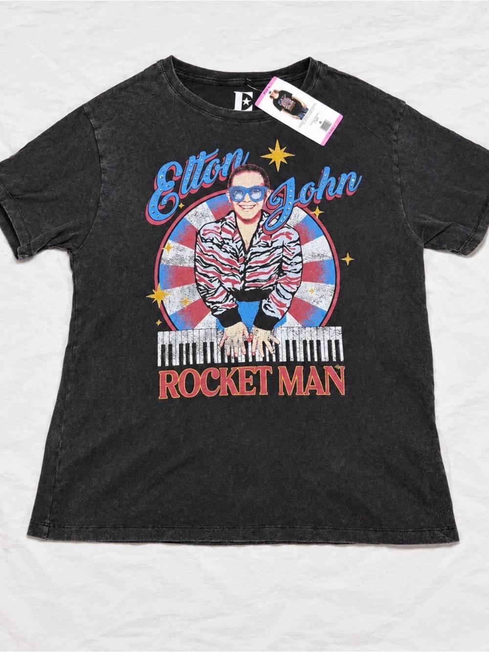 NWT Elton John Rocket Man Graphic Tee Black Washed Rhinestone Band T-Shirt